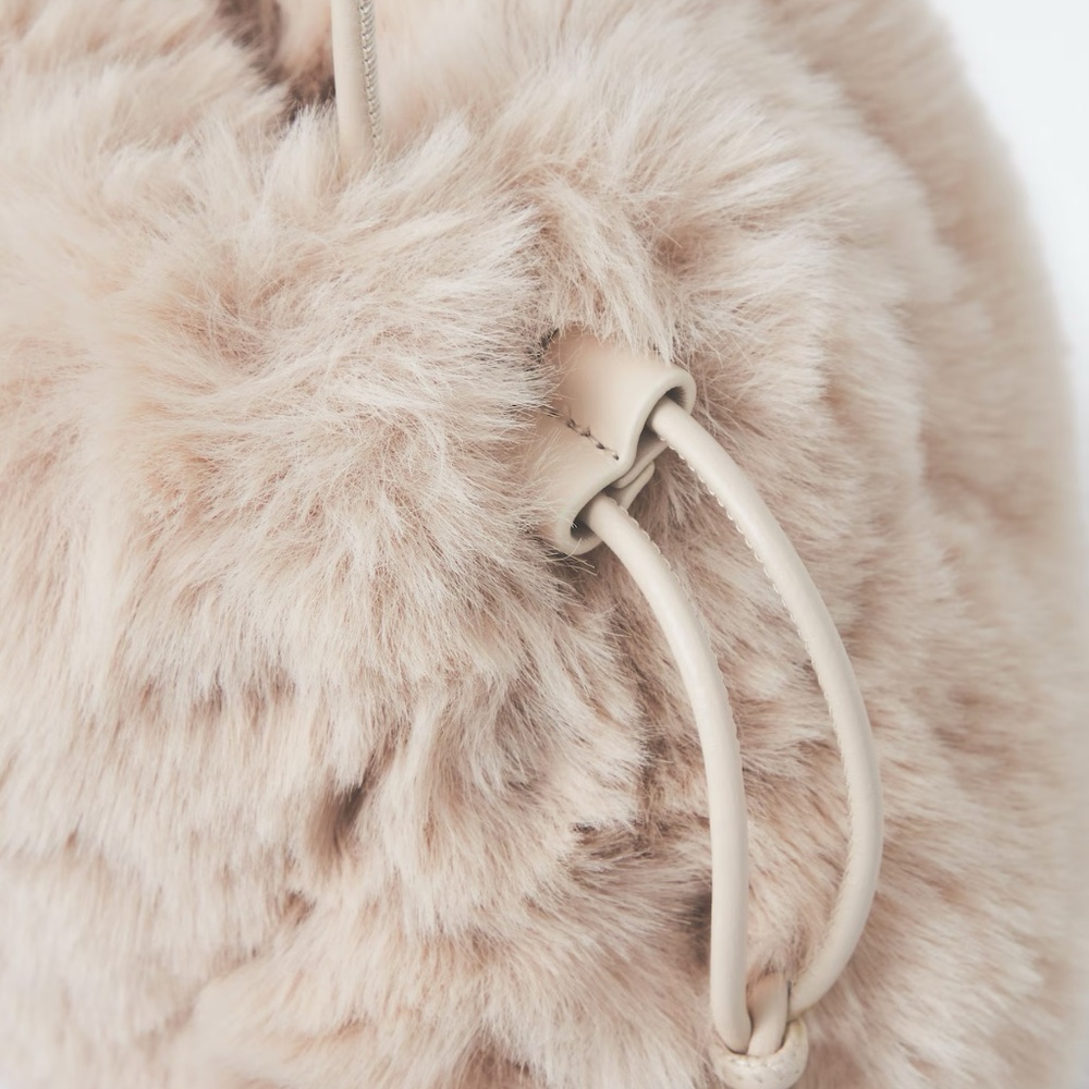 COS Cavatelli Mini Clutch Bag Faux Fur - Picture 2 of 5